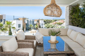 CAH - Large terrace, indoor pool and gym
